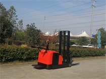 The counterweight electric stacker