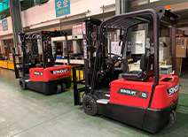 2units CPD20SA-16 3-wheel electric forklift to Portugal
